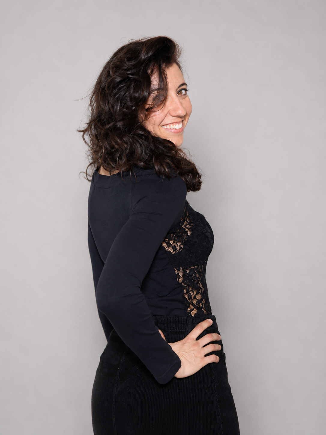 MAGLIA PIZZO AETHERA Femminilità, eleganza e comfort avvolgente
