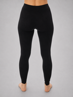 KIT MAGLIA COMPRESSION + LEGGINGS HORUS Sostegno posturale e boost di energia e un boost di energia dalla testa ai piedi