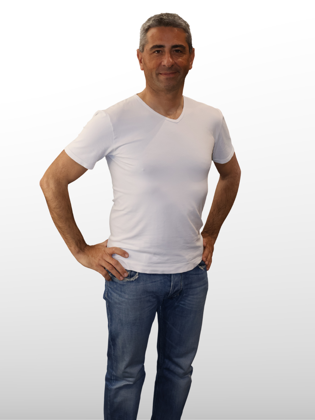 T-SHIRT CON COLLO A V (BOOSTER) FIR TECH